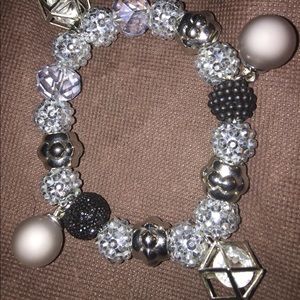 Black/silver bracelet with beads